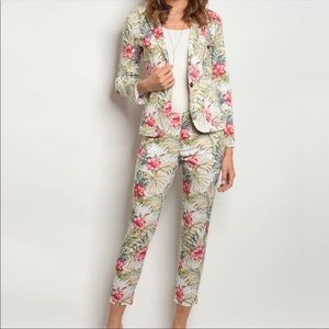 Women’s Suit
